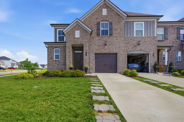 $2,500 | 282 Netherlands Boulevard, Lebanon, TN 37090