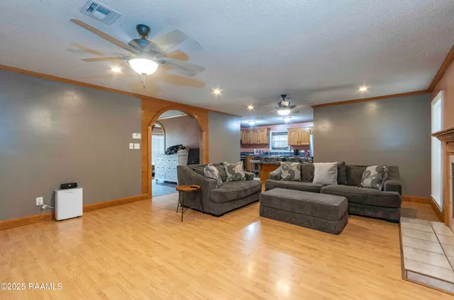 $238,500 | 207 Sparrow Street, New Iberia, LA 70563