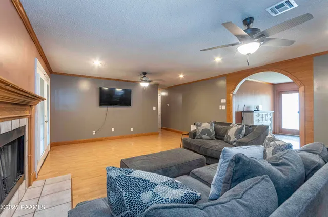 $238,500 | 207 Sparrow Street, New Iberia, LA 70563