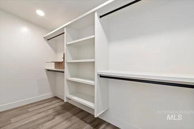 $1,350 | 384 West London Street, Middleton, ID 83644