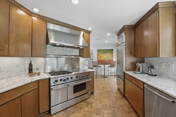$2,350,000 | 225 Hillwood Boulevard, Nashville, TN 37205
