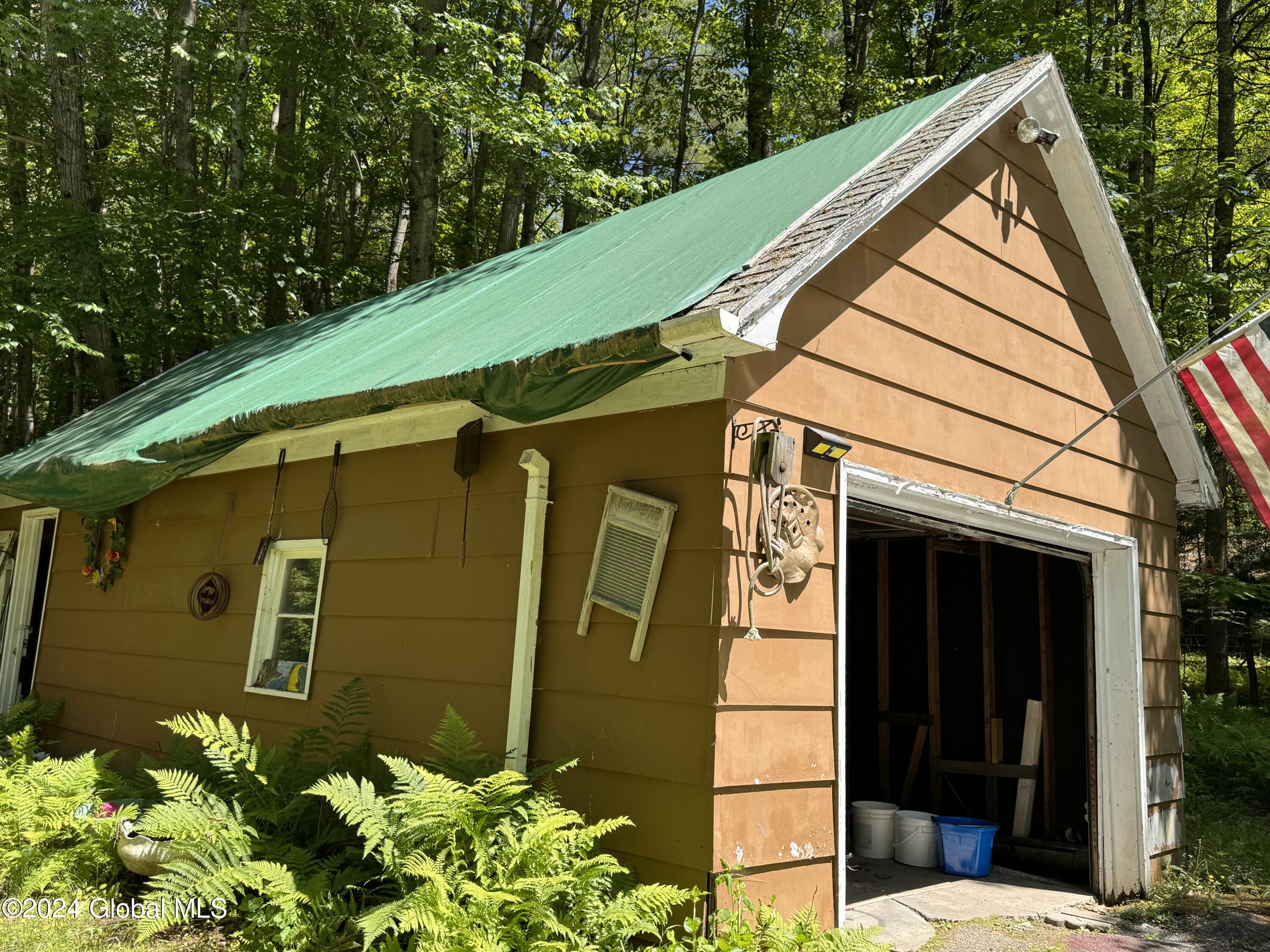 317 Lampman Road Broadalbin, NY 12025 - Photo 6 of 20 IMG_2098