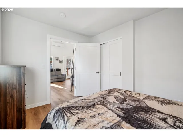 $299,500 | 34326 Johnson's Landing Road, Unit E1, Scappoose, OR 97056