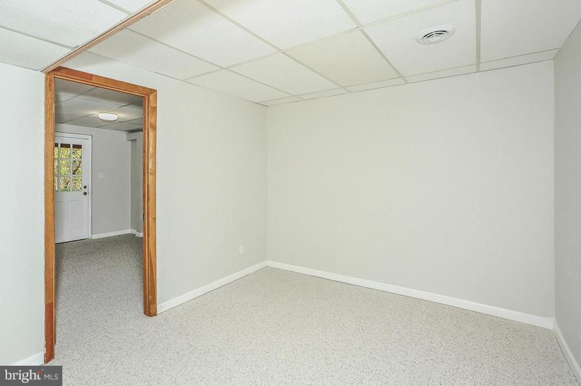 1025 Breezewick Road Baltimore, MD 21286 - Photo 22 of 30 Basement