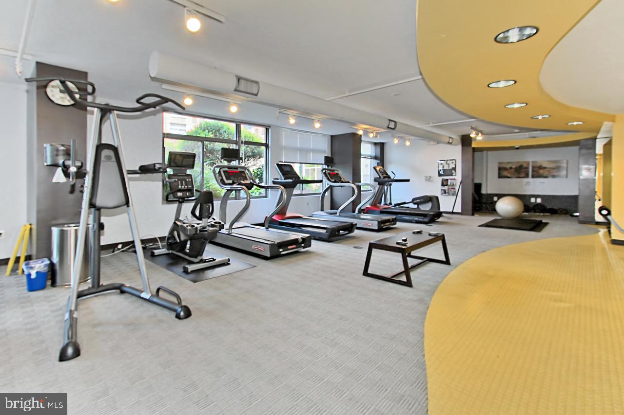3650 South Glebe Road, Unit 147 Arlington, VA 22202 - Photo 20 of 31 a view of a room with gym equipment