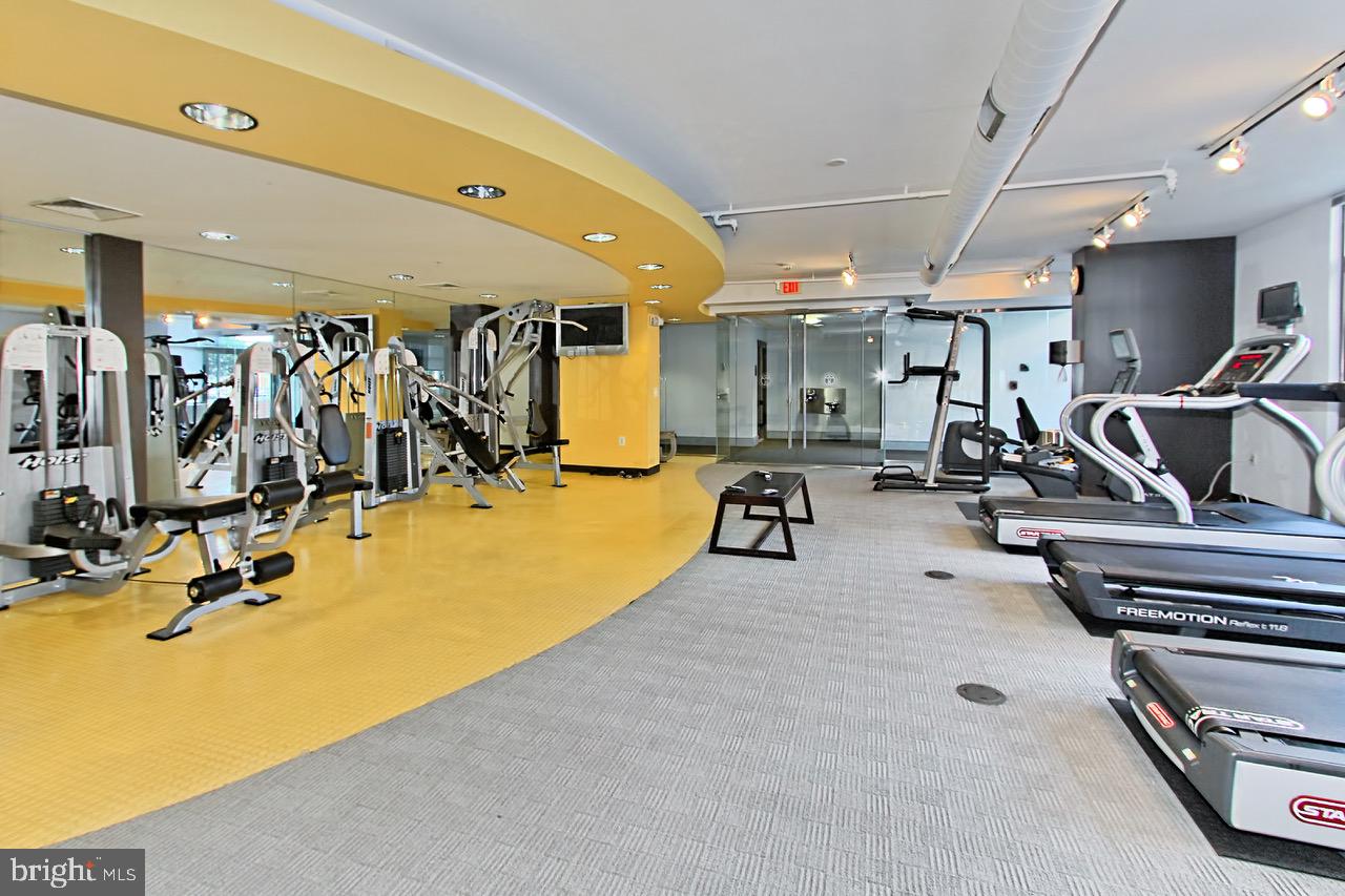 3650 South Glebe Road, Unit 147 Arlington, VA 22202 - Photo 21 of 31 a view of a room with gym equipment