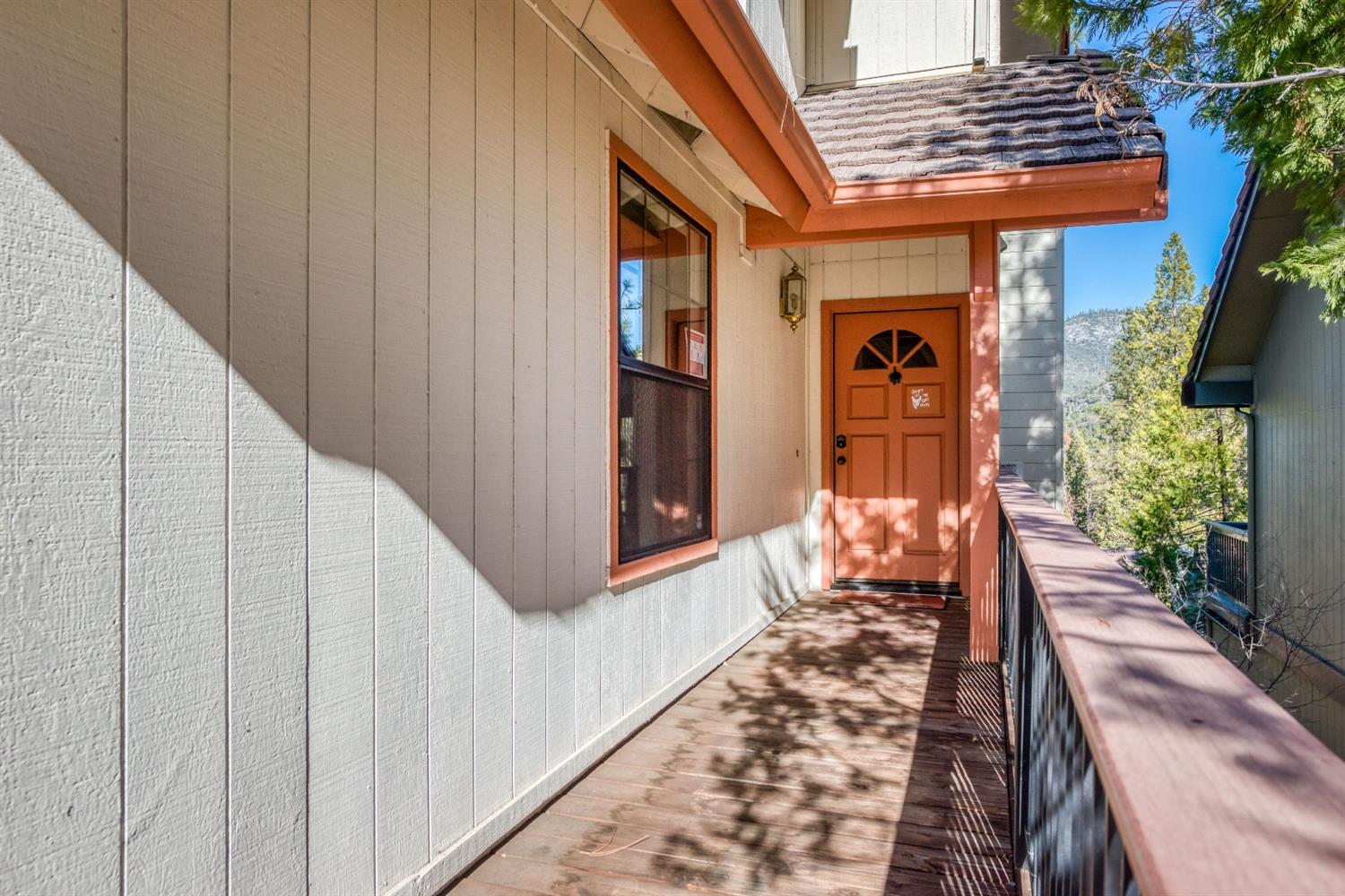 40584 Saddleback Road Bass Lake, CA 93604 - Photo 22 of 31 Gallery Image 22