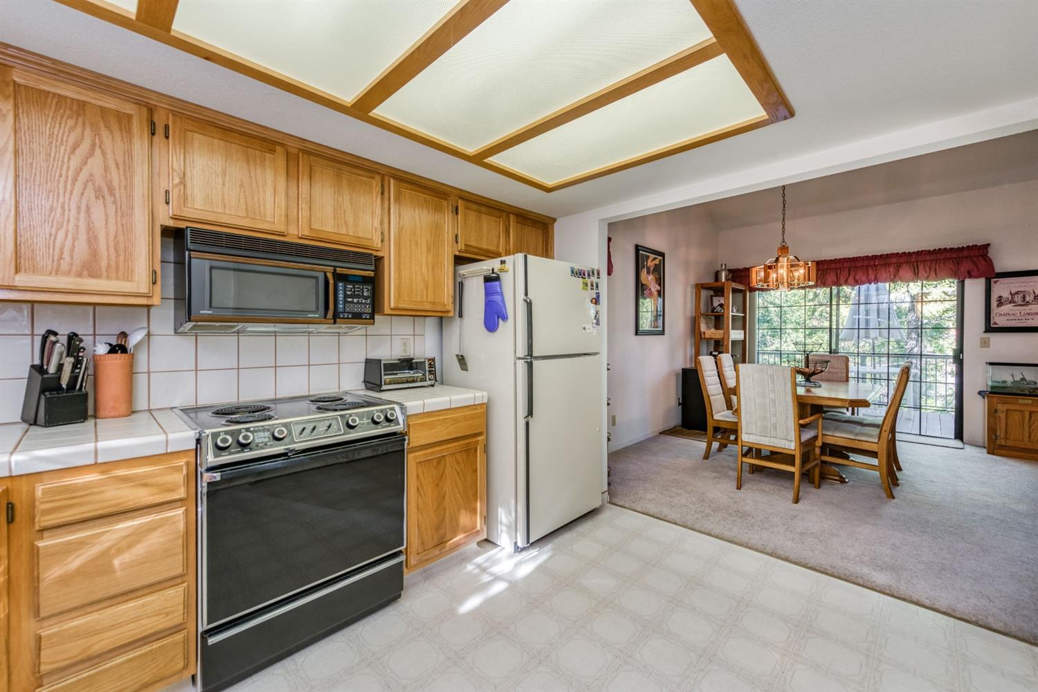 40584 Saddleback Road Bass Lake, CA 93604 - Photo 8 of 31 Gallery Image 8