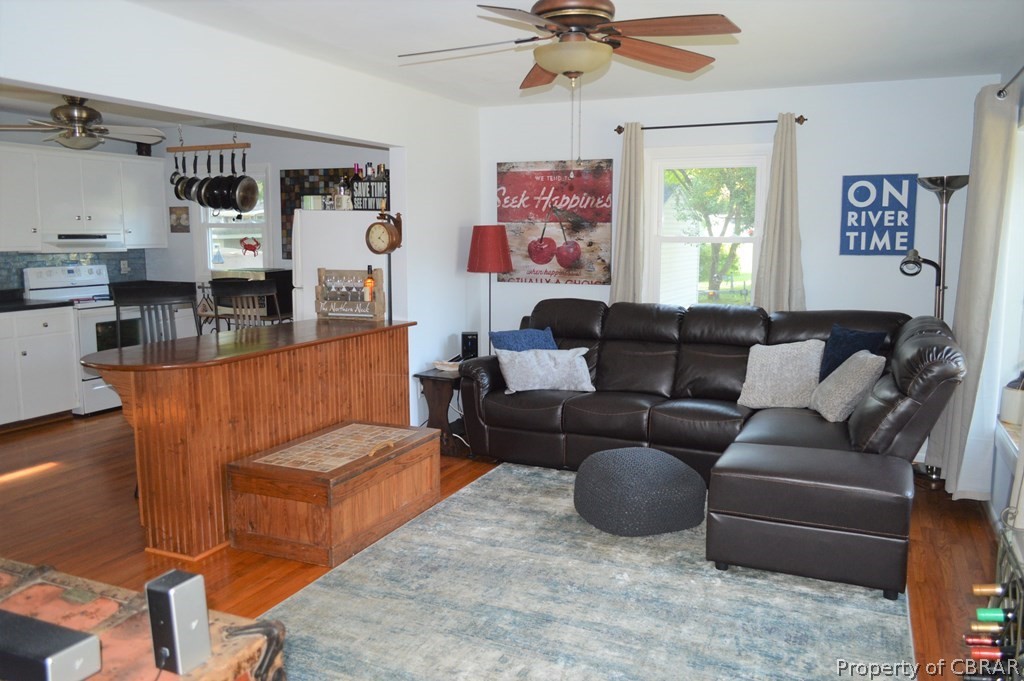 186 Lucom Point Drive Reedville, VA 22539 - Photo 6 of 28 Gallery Image 6