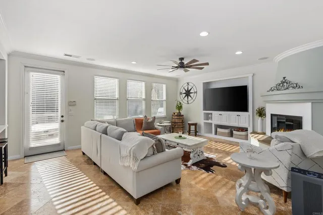 $1,899,000 | 1156 Via Vera Cruz, San Marcos, CA 92078