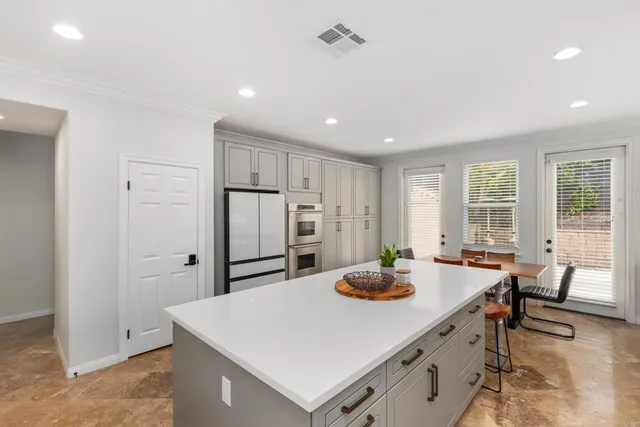 $1,899,000 | 1156 Via Vera Cruz, San Marcos, CA 92078