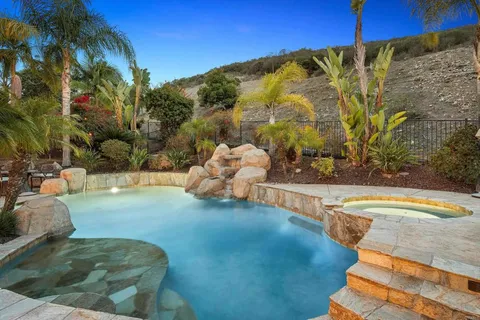 $1,899,000 | 1156 Via Vera Cruz, San Marcos, CA 92078