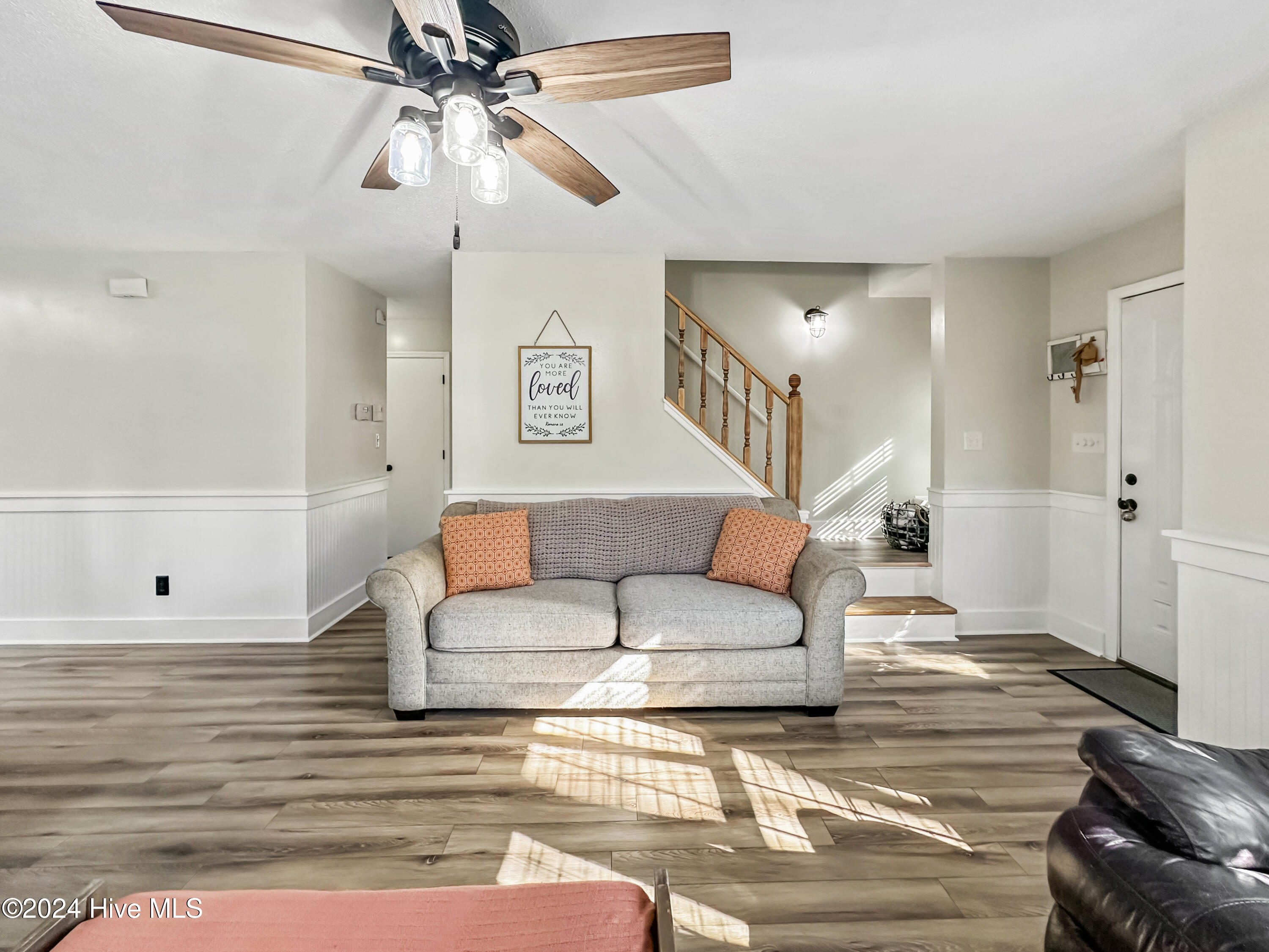 694 Haws Run Road Jacksonville, NC 28540 - Photo 11 of 49 Living Room