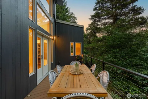 $1,595,000 | 4456 Pinto Court Northeast, Bainbridge Island, WA 98110