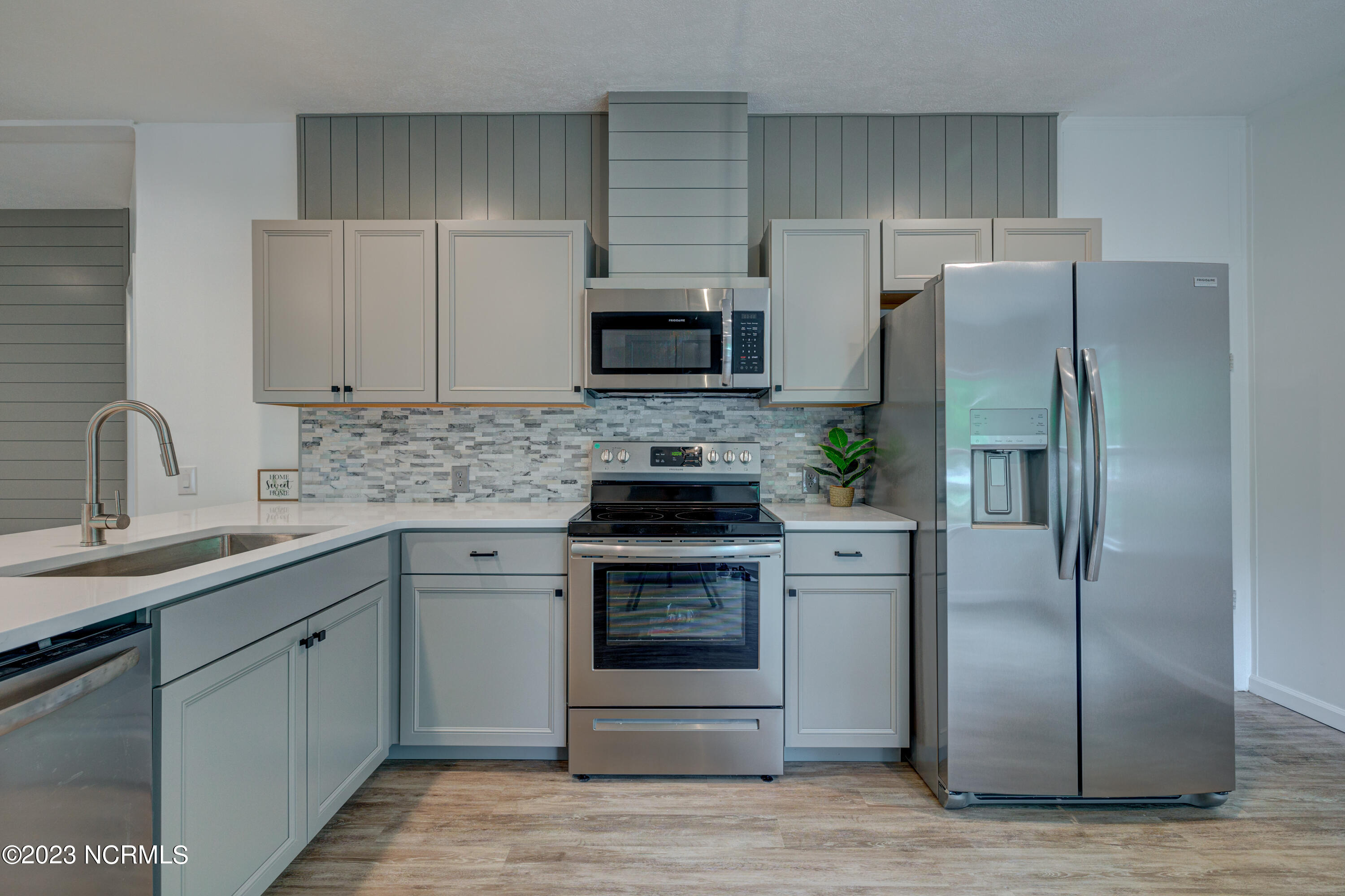 143 Maple Drive Holly Ridge, NC 28445 - Photo 6 of 48 Kitchen 2