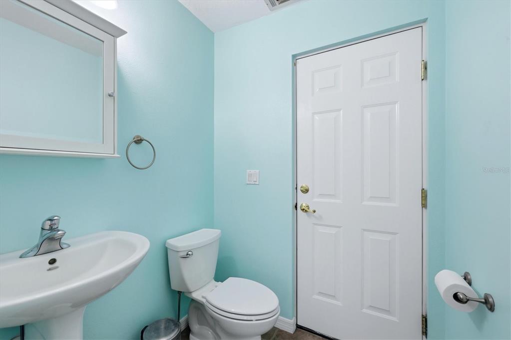 1007 Olympia Road Venice, FL 34293 - Photo 23 of 66 Gallery Image 23