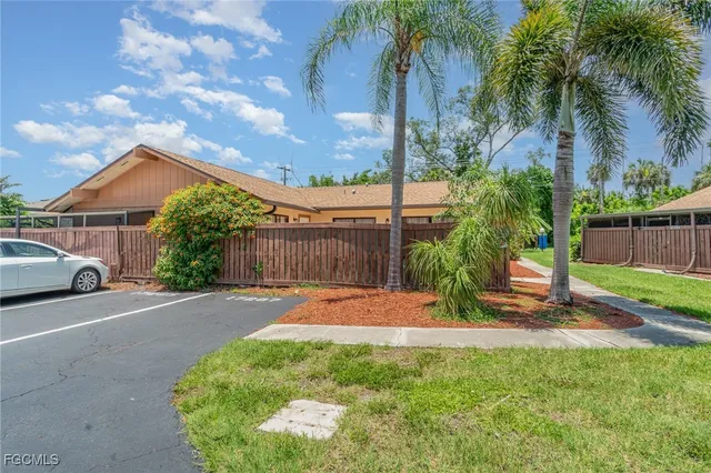 $1,495 | 17287 Timber Oak Lane, Fort Myers, FL 33908