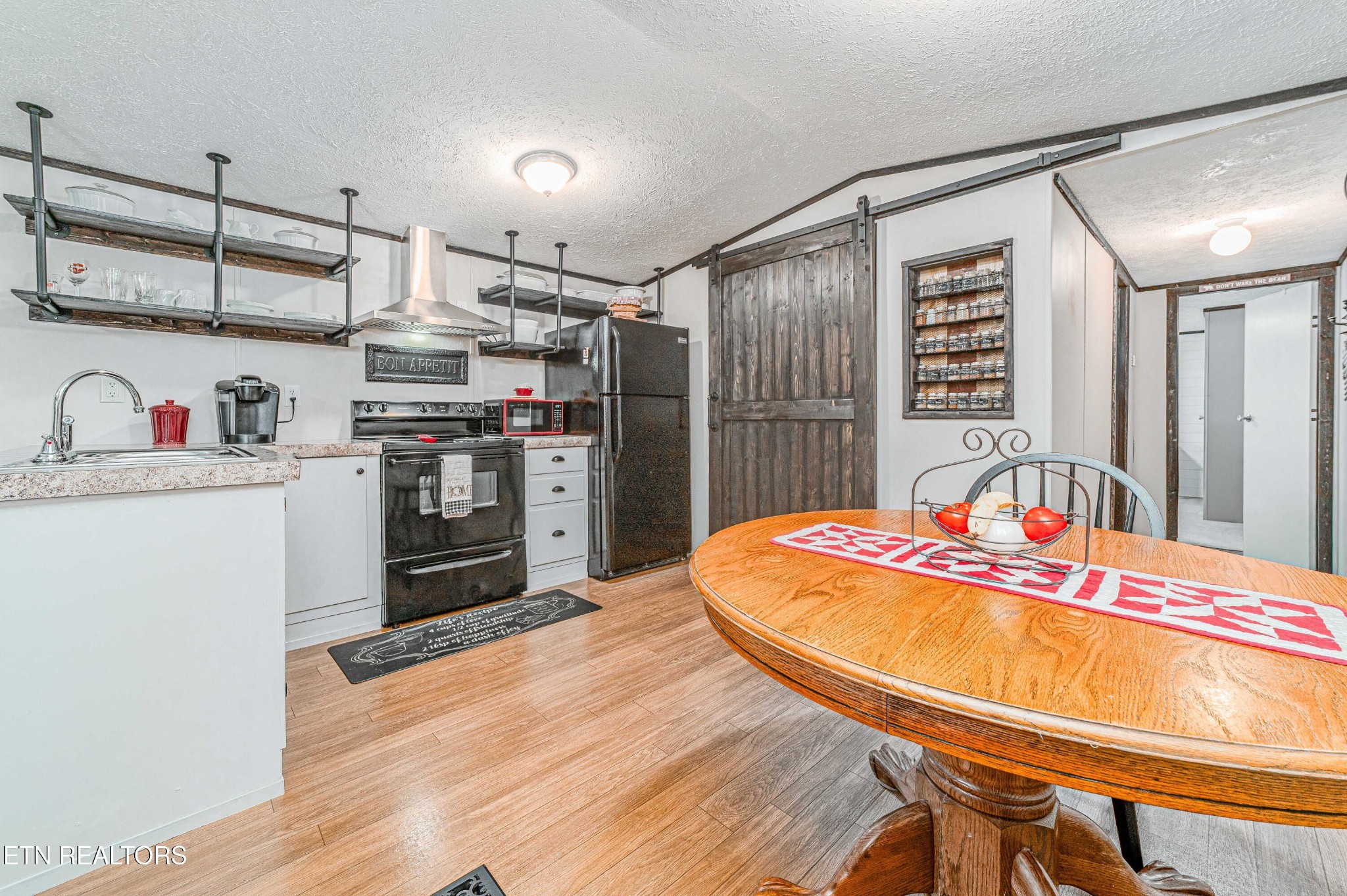 129 Smith Road Maryville, TN 37803 - Photo 15 of 27 Gallery Image 15