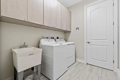 $525,000 | 62 Sabal Court, Royal Palm Beach, FL 33411