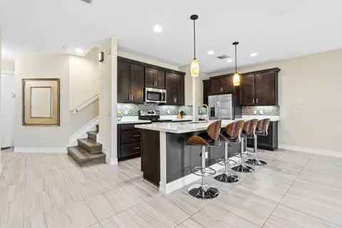 $525,000 | 62 Sabal Court, Royal Palm Beach, FL 33411