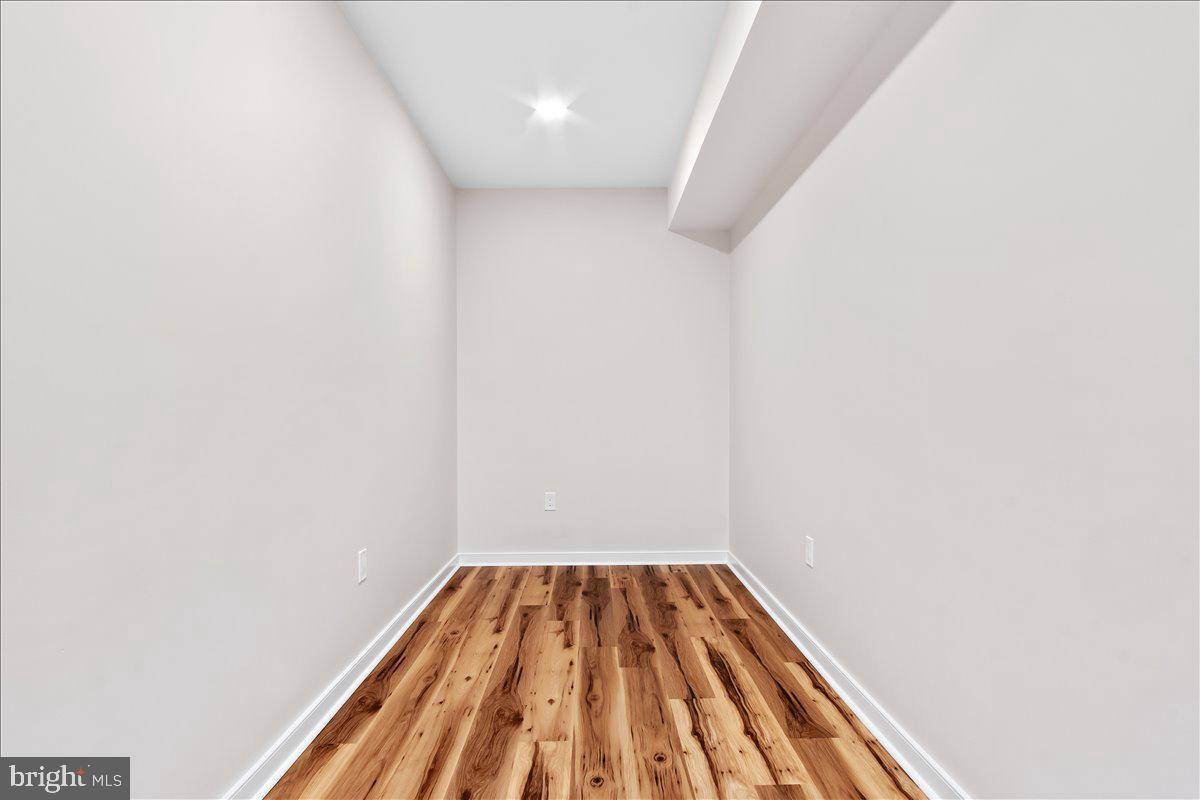 14630 Bain Road Hancock, MD 21750 - Photo 33 of 51 a view of a hallway with wooden floor