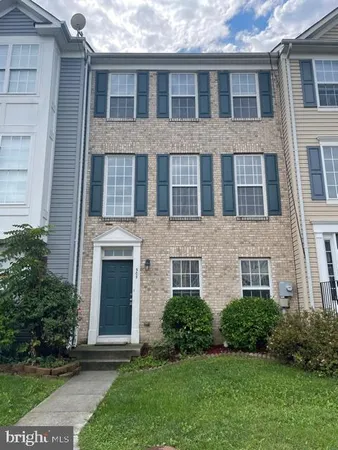 $2,420 | 307 Hamilton Court, Stephens City, VA 22655