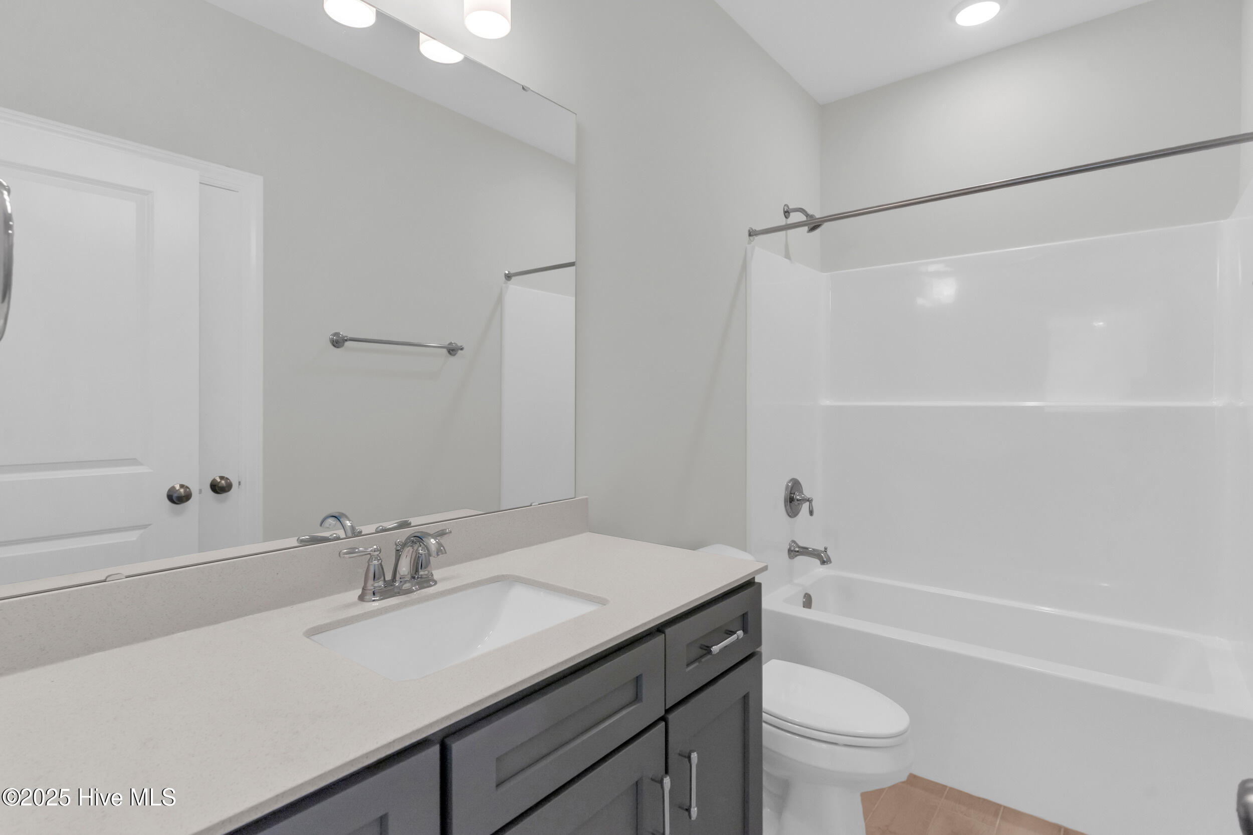 3164 Painted Turtle Loop, Unit 6 Wilmington, NC 28409 - Photo 18 of 43 Similar Home