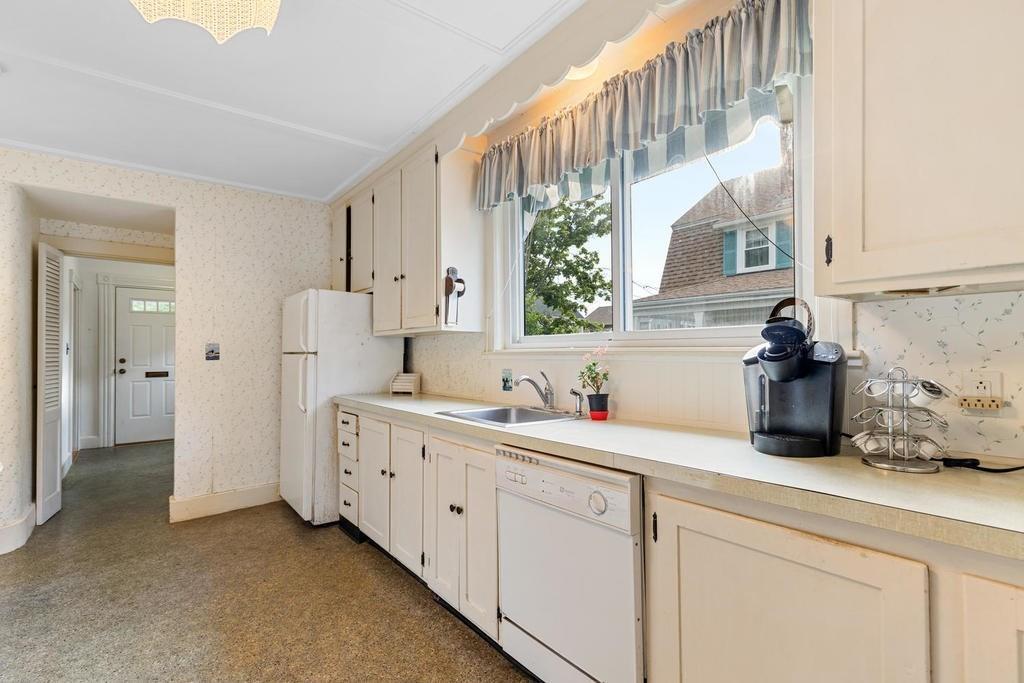 16 Highland Road Nahant, MA 01908 - Photo 11 of 27 Gallery Image 11