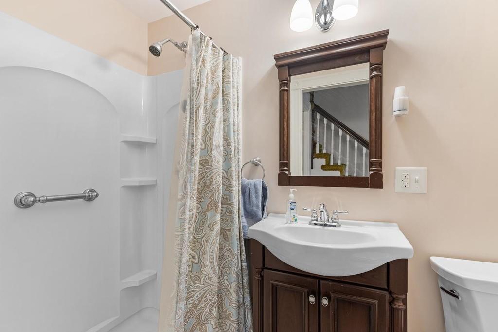 16 Highland Road Nahant, MA 01908 - Photo 21 of 27 Gallery Image 21
