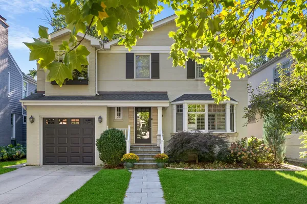 $1,395,000 | 1923 Greenwood Avenue, Wilmette, IL 60091