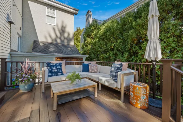 $1,395,000 | 1923 Greenwood Avenue, Wilmette, IL 60091