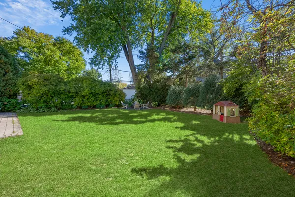 $1,395,000 | 1923 Greenwood Avenue, Wilmette, IL 60091