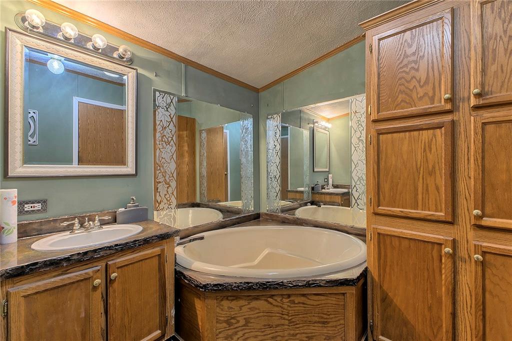 1196 Buchanan Road Acme, PA 15610 - Photo 8 of 38 Gallery Image 8