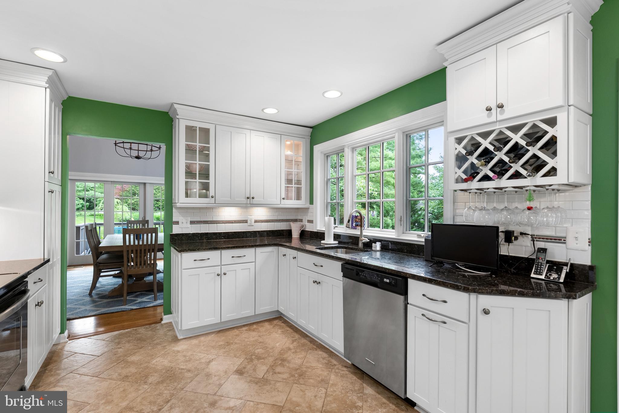7 Spring House Road Lutherville-Timonium, MD 21093 - Photo 13 of 50 Sun Filled Kitchen