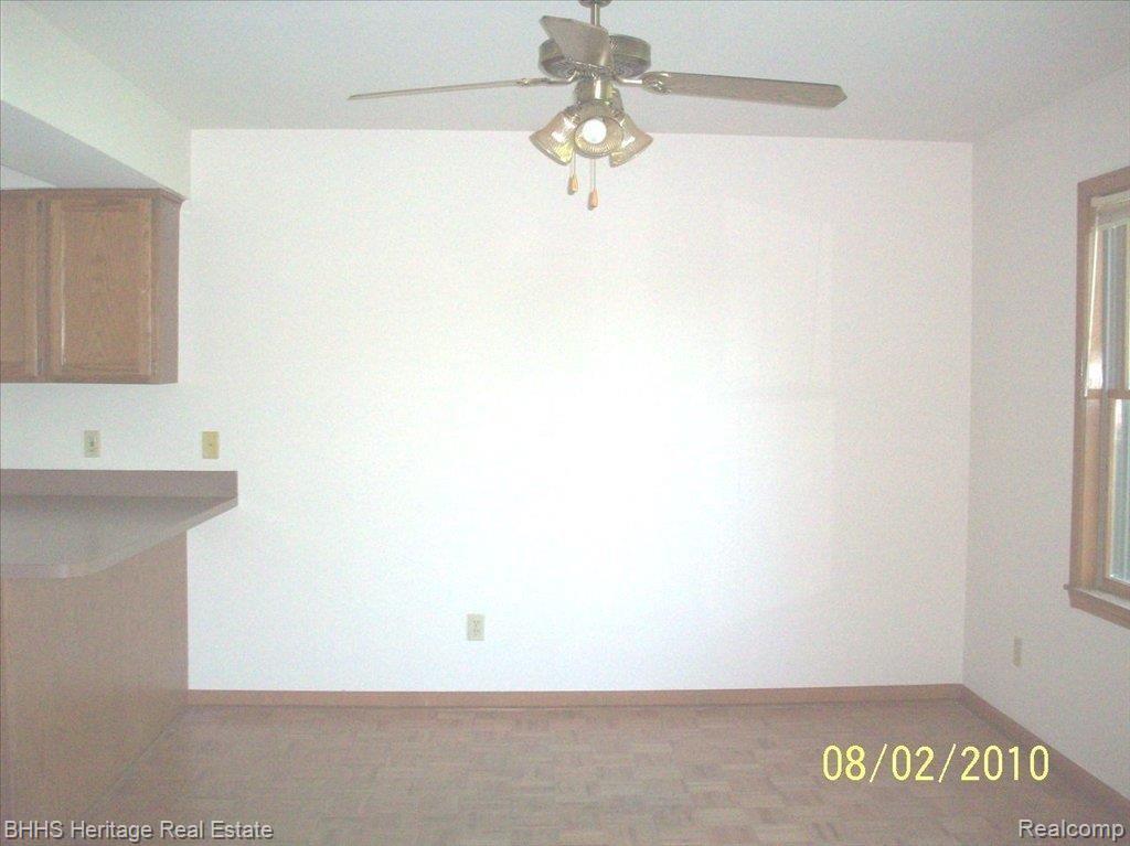 265 Fowlerville Road Fowlerville, MI 48836 - Photo 6 of 9 Fowlerville DR