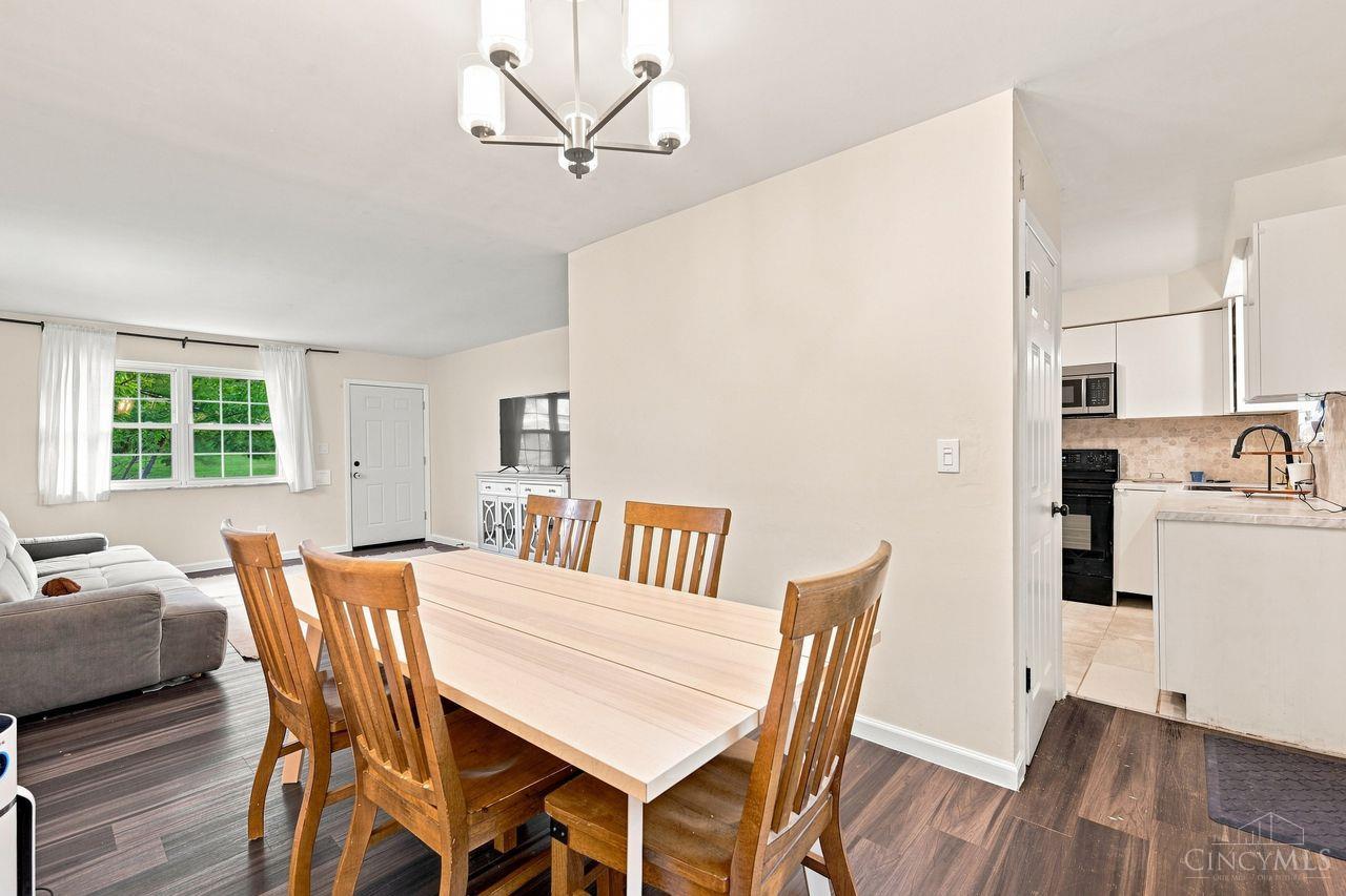 4469 Delhi Road Cincinnati, OH 45238 - Photo 10 of 37