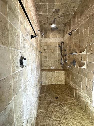 27805 Pine Crest Place Castaic, CA 91384 - Photo 12 of 60