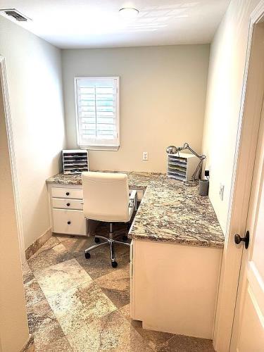 27805 Pine Crest Place Castaic, CA 91384 - Photo 17 of 60