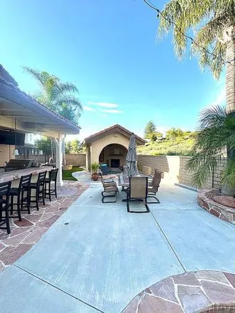 $1,100,000 | 27805 Pine Crest Place, Castaic, CA 91384