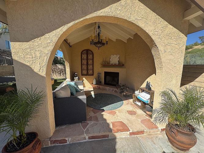 27805 Pine Crest Place Castaic, CA 91384 - Photo 26 of 60