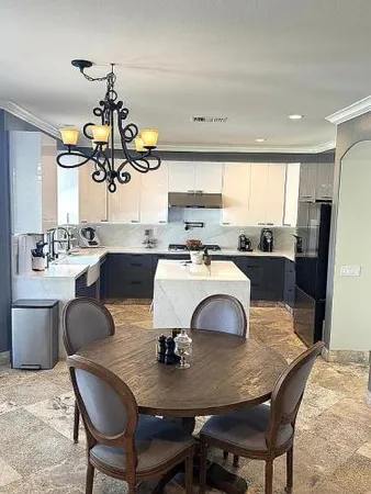 $1,100,000 | 27805 Pine Crest Place, Castaic, CA 91384