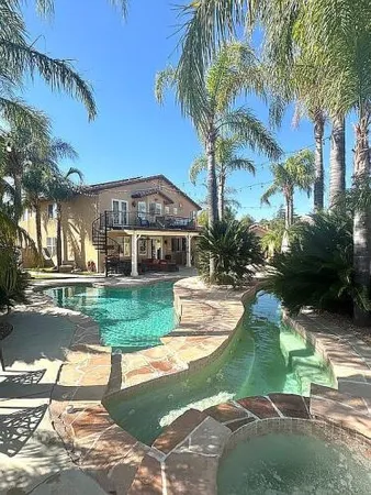 $1,100,000 | 27805 Pine Crest Place, Castaic, CA 91384