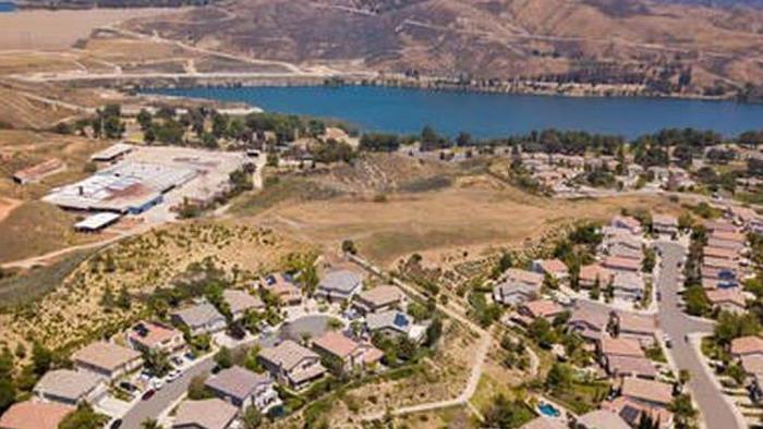 27805 Pine Crest Place Castaic, CA 91384 - Photo 53 of 60