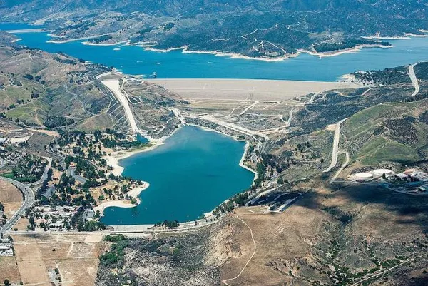 $1,100,000 | 27805 Pine Crest Place, Castaic, CA 91384