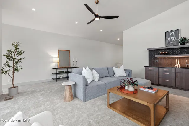 $1,250,000 | 2446 West Lumber Lane, Coeur D'Alene, ID 83814