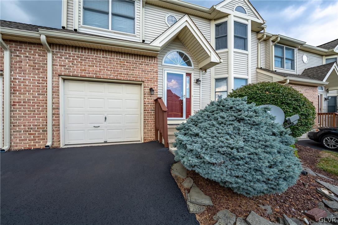 237 Ridings Circle Macungie, PA 18062 - Photo 1 of 27 Gallery Image 1