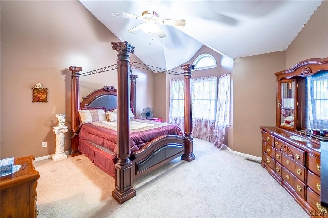 237 Ridings Circle Macungie, PA 18062 - Photo 14 of 27 Gallery Image 14