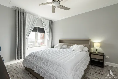 $299,900 | 855 East 22nd Street, Unit 413, Lombard, IL 60148