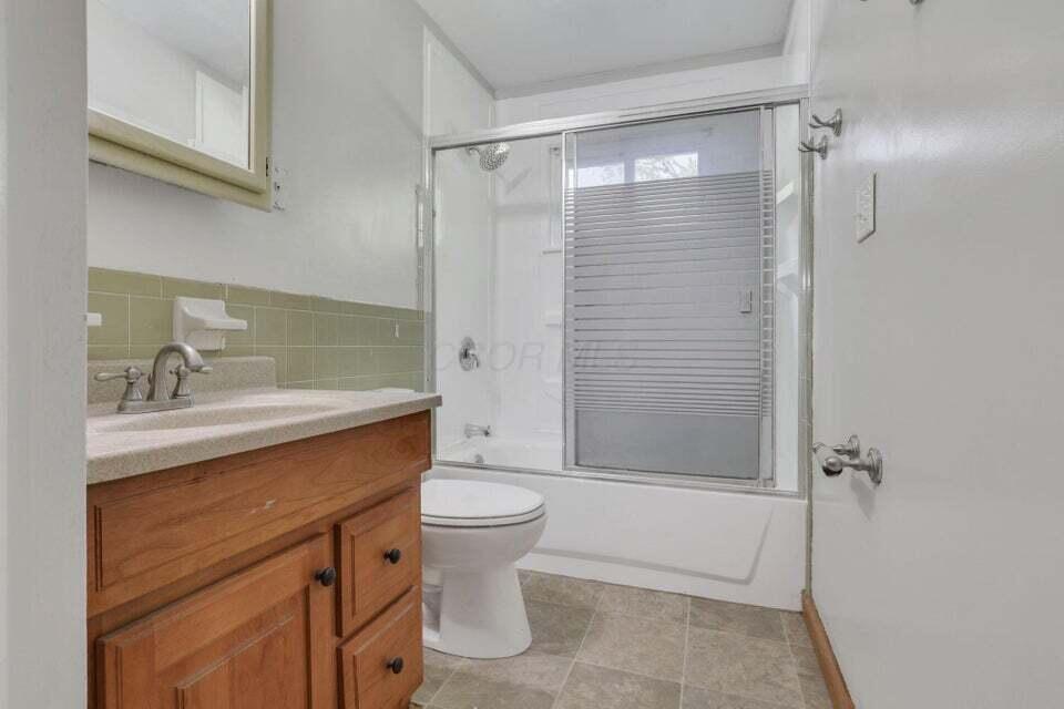 1588 Fall Brook Road Columbus, OH 43223 - Photo 24 of 54 20260624005913100473000000-o