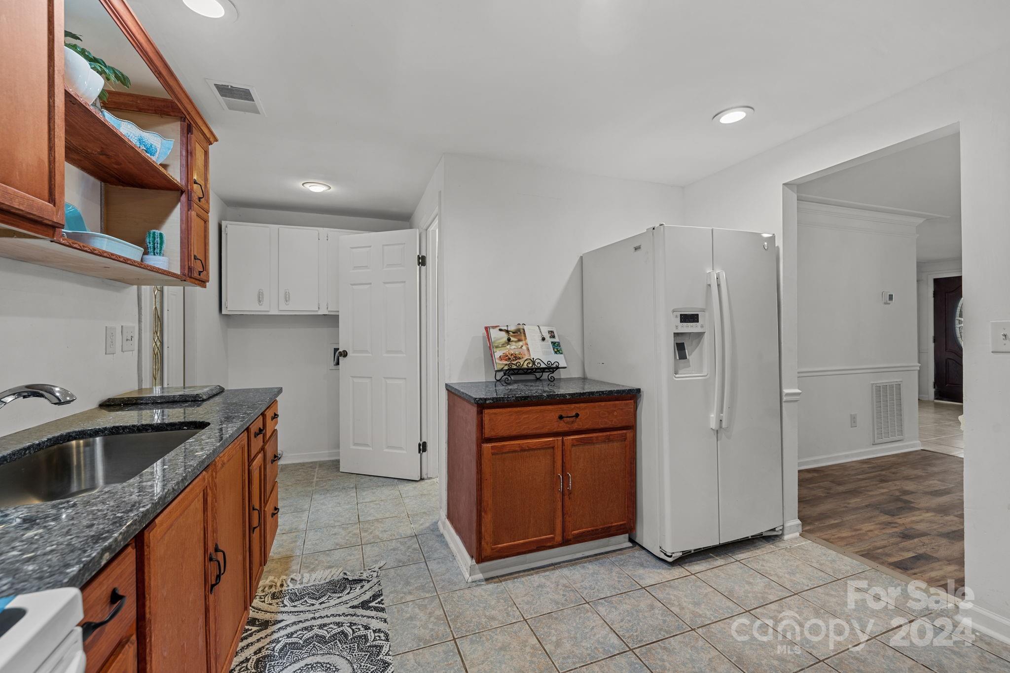 1737 Rice Planters Road Charlotte, NC 28273 - Photo 17 of 29 Gallery Image 17
